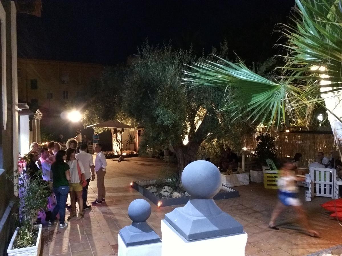 Nwt Paradise Urban Hostel Alicante Exterior photo