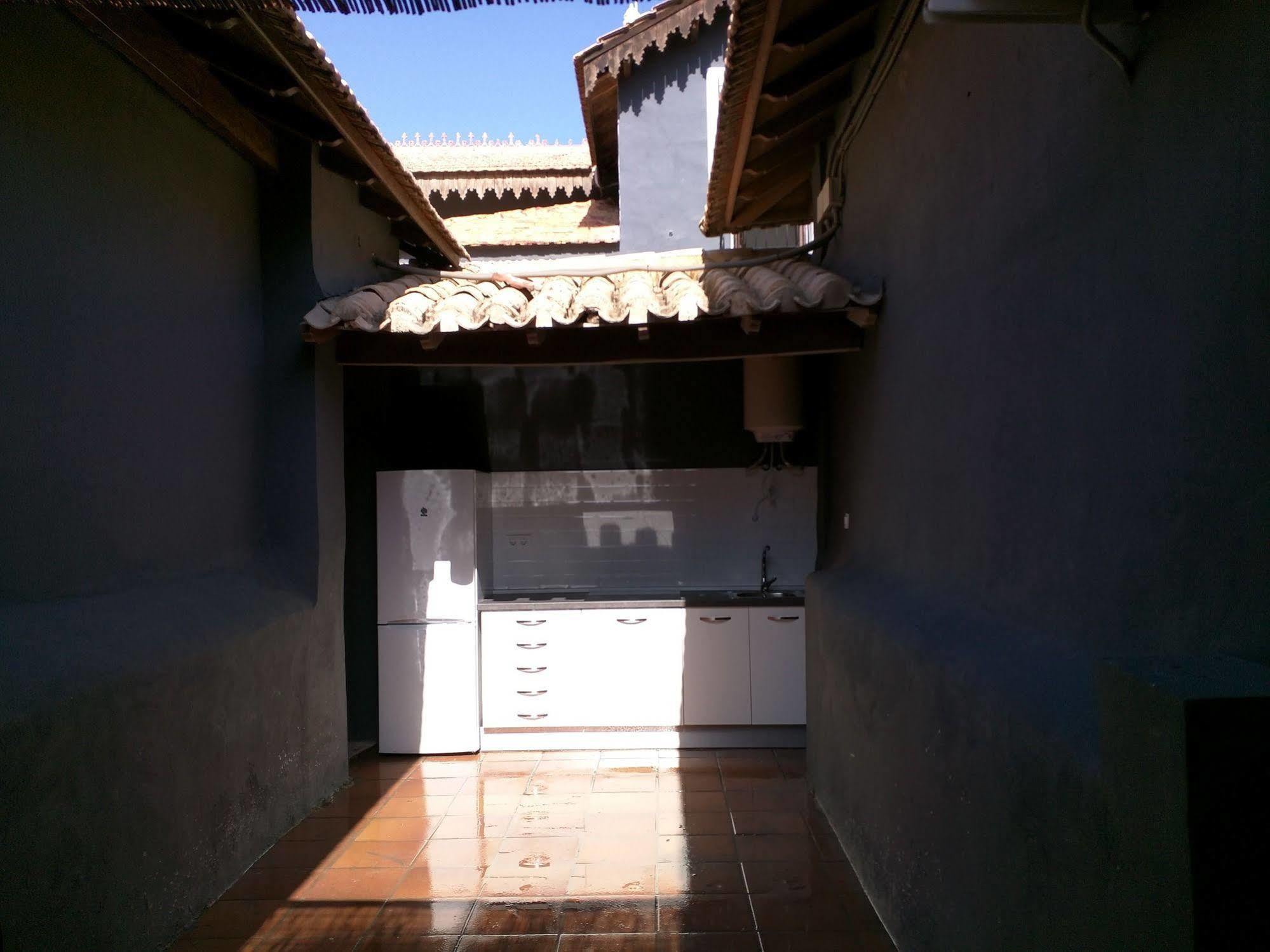 Nwt Paradise Urban Hostel Alicante Exterior photo